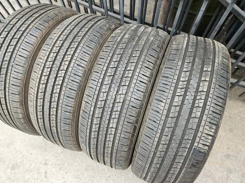Kumho 225/55 R19 Letnja