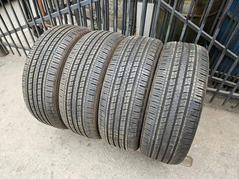 Kumho 225/55 R19 Letnja