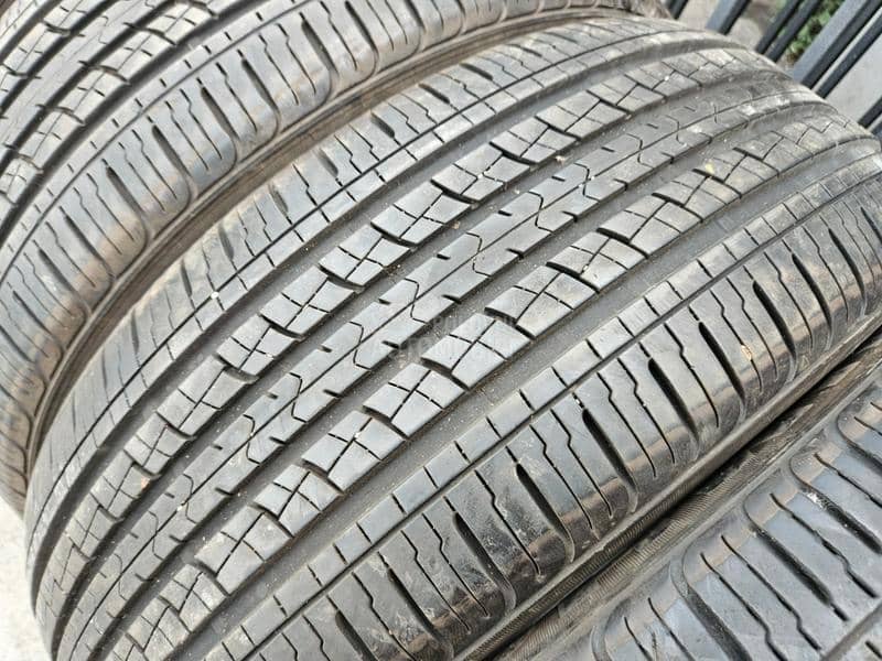 Kumho 225/55 R19 Letnja