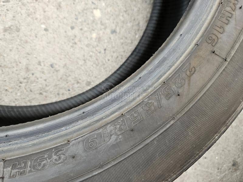 Kumho 225/55 R19 Letnja