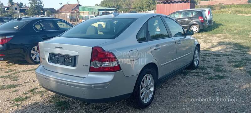 Volvo S40 1. 6 d
