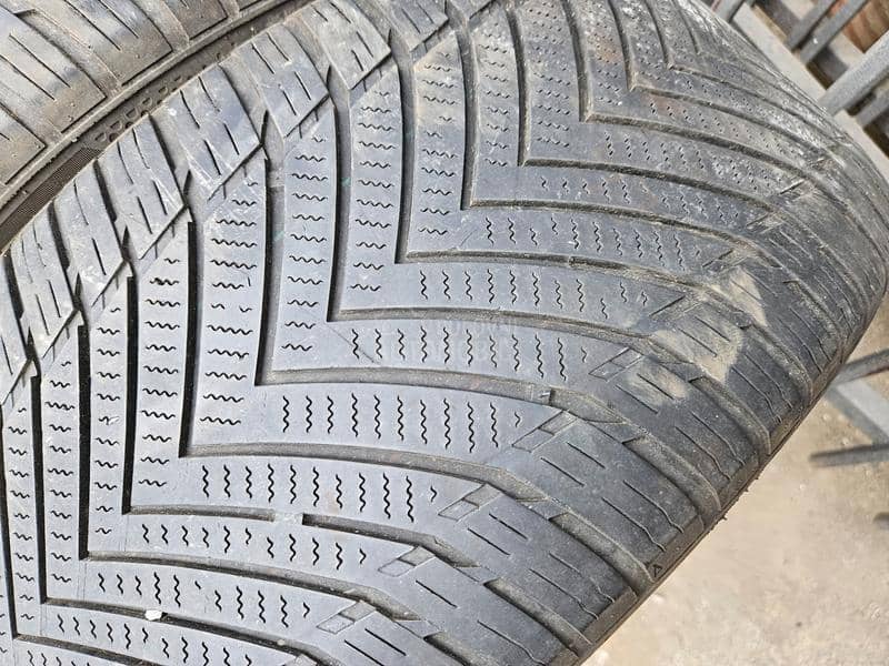 Altenzo 235/45 R17 Sve sezone
