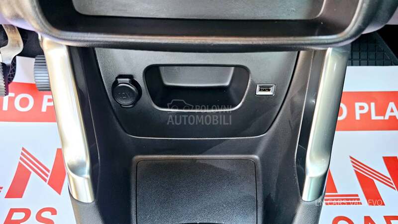 Citroen C3 Aircross SHINE/95000K/N0V