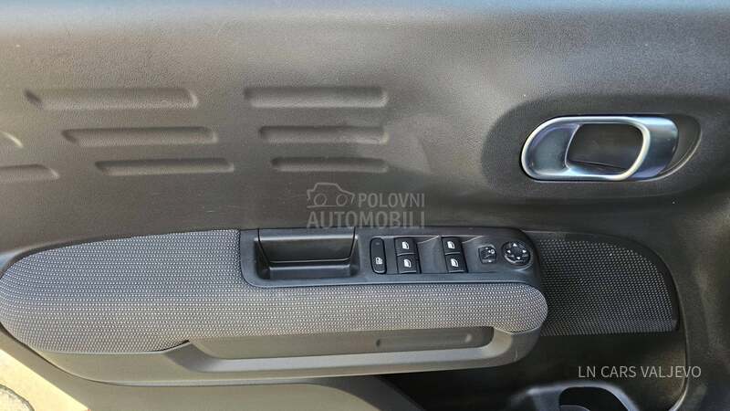 Citroen C3 Aircross SHINE/95000K/N0V