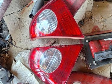 stop svetlo za Renault Clio od 2000. do 2005. god.
