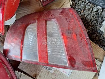 Stop svetla za Škoda Octavia od 2000. do 2008. god.