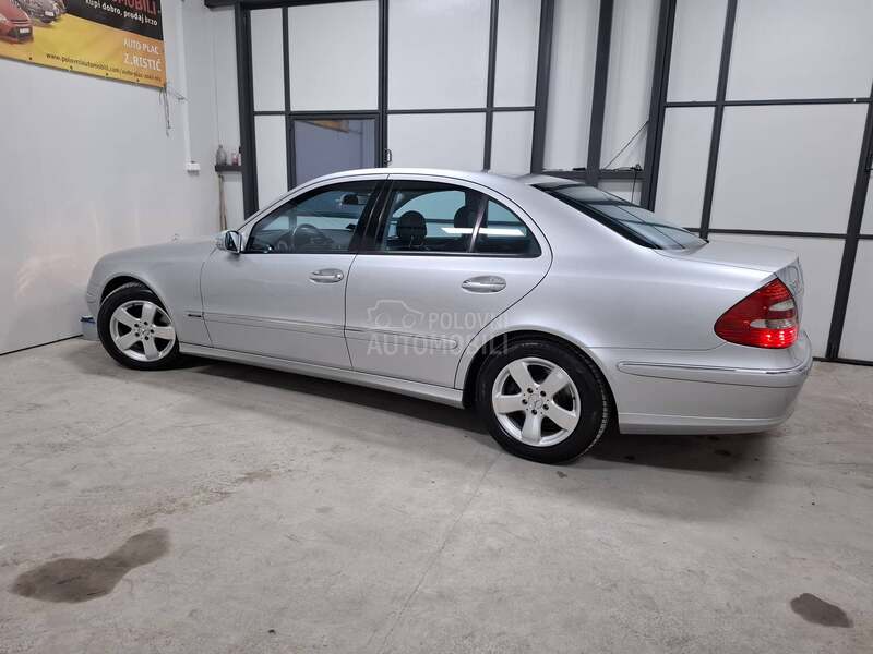 Mercedes Benz E 220 E220CDI AVANTGARDE