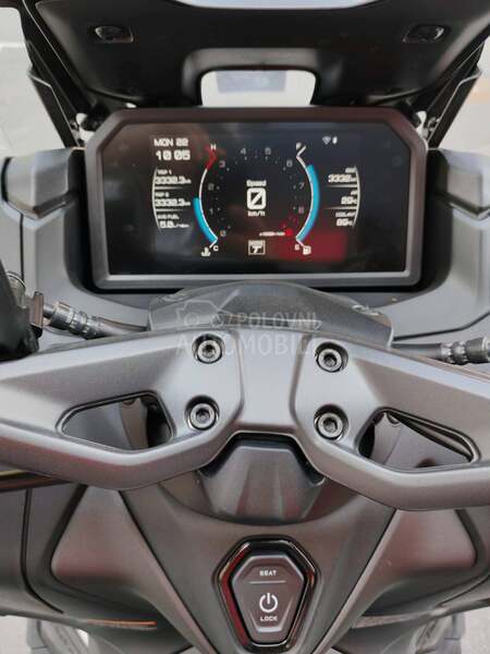 Yamaha T MAX