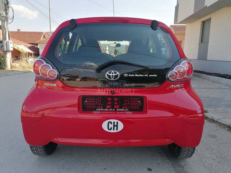Toyota Aygo 1.0i COOL CH
