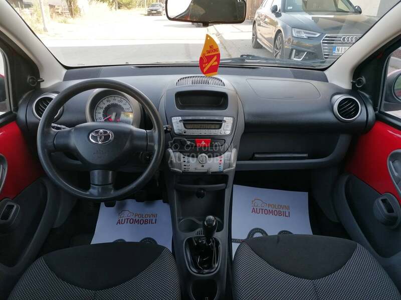 Toyota Aygo 1.0i COOL CH