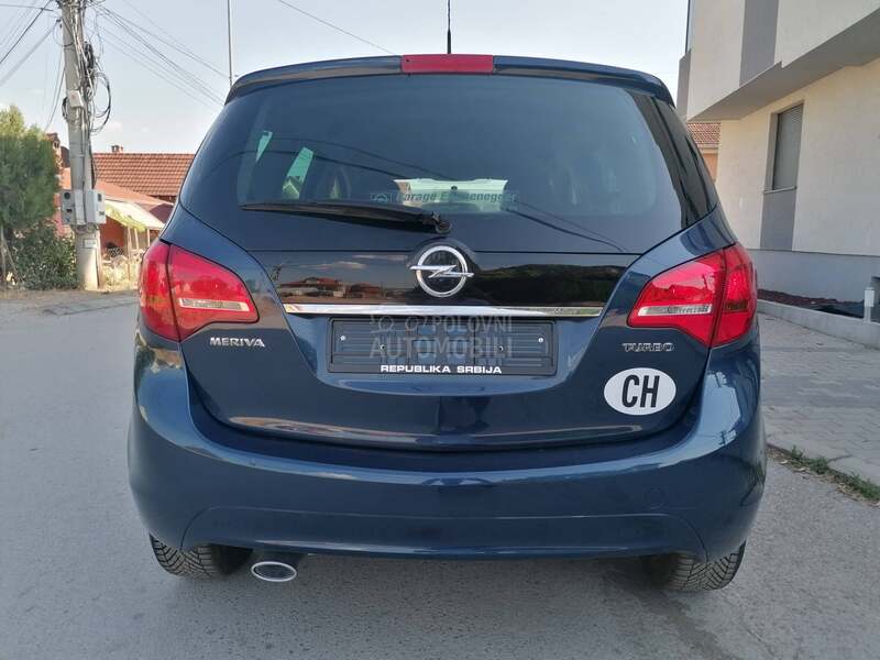 Opel Meriva 1.4i ESSENTIA CH