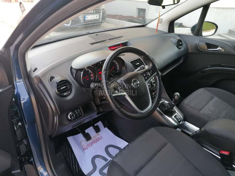 Opel Meriva 1.4i ESSENTIA CH