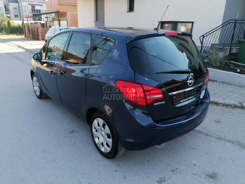 Opel Meriva 1.4i ESSENTIA CH