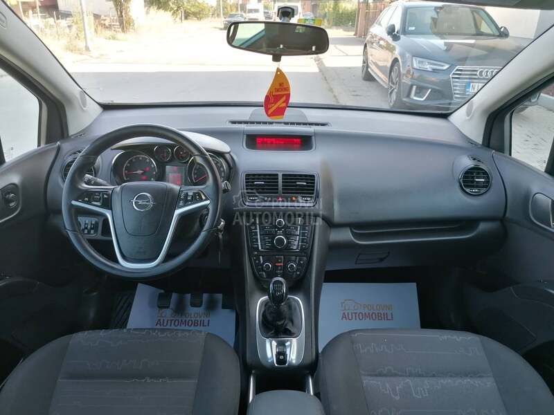 Opel Meriva 1.4i ESSENTIA CH