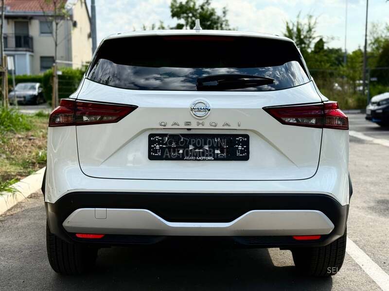 Nissan Qashqai 1.3 Mhev