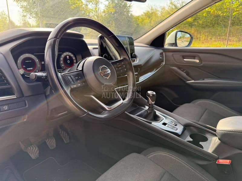 Nissan Qashqai 1.3 Mhev