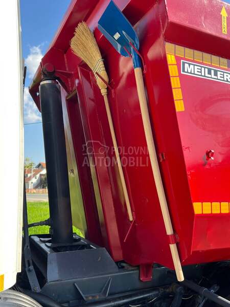 Scania P124 8x4 kiper