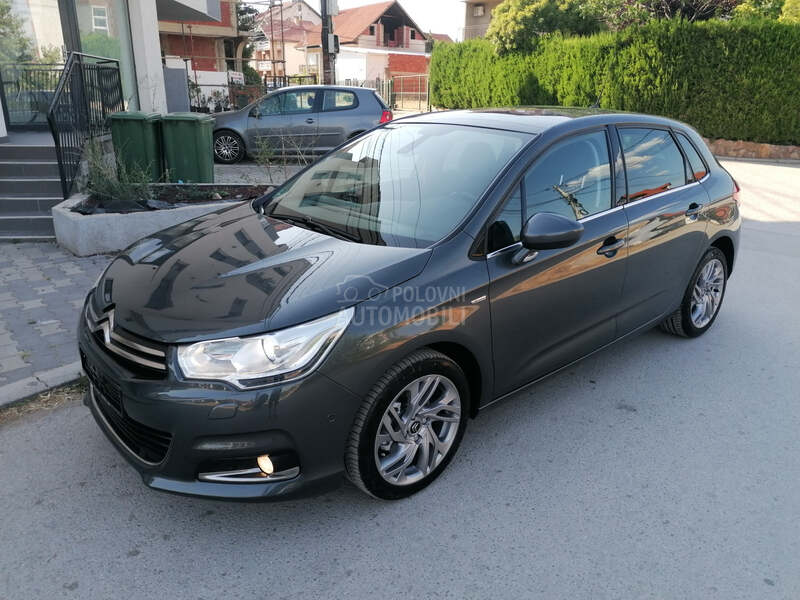 Citroen C4 1.2i SEDUCTION CH