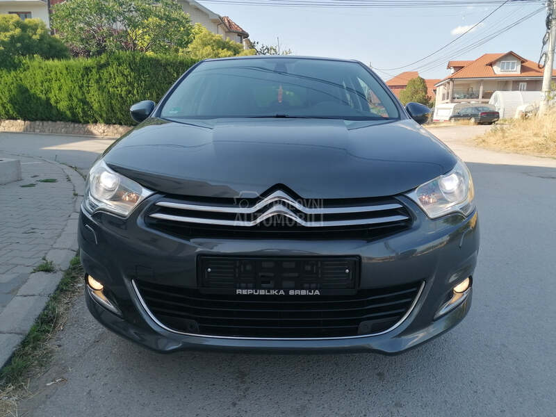 Citroen C4 1.2i SEDUCTION CH