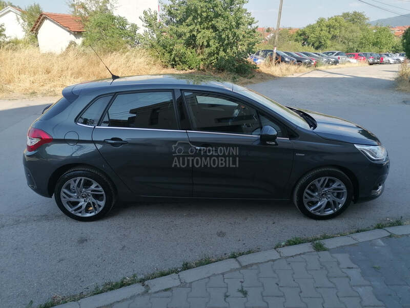 Citroen C4 1.2i SEDUCTION CH