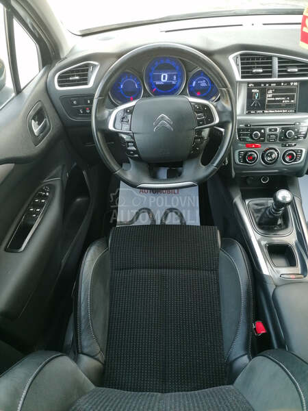 Citroen C4 1.2i SEDUCTION CH