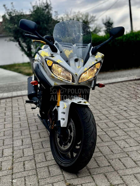 Yamaha Fazer 8 fz8