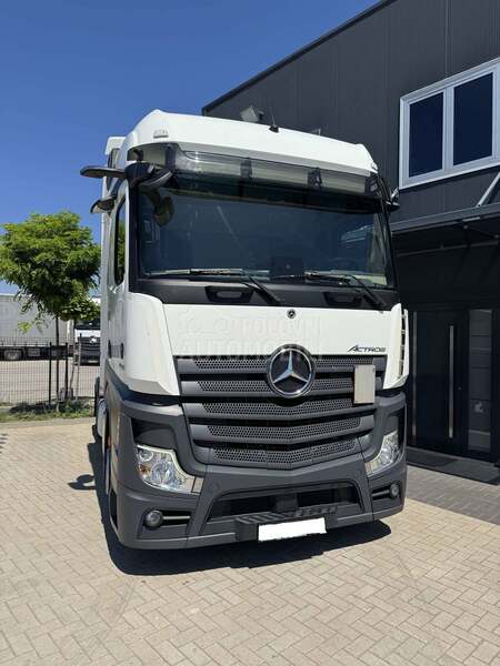 Mercedes Benz 1845 LowLiner MP5