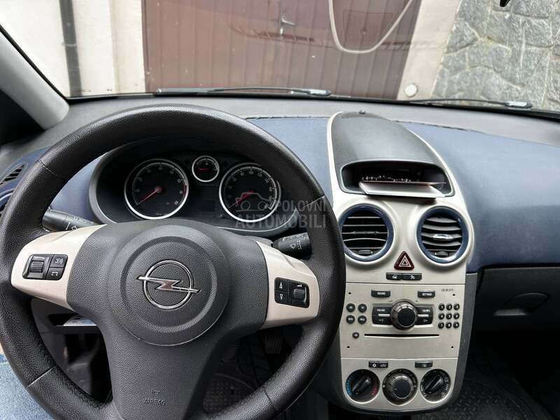 Opel Corsa D 1.4