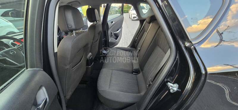 Opel Astra J Ser.ist/74k w/o pi s