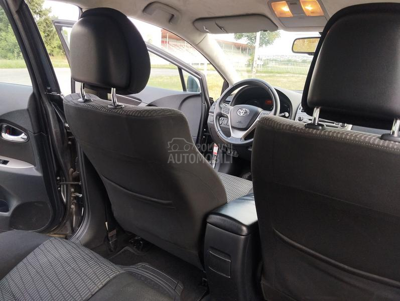 Toyota Avensis 2.0 D4D