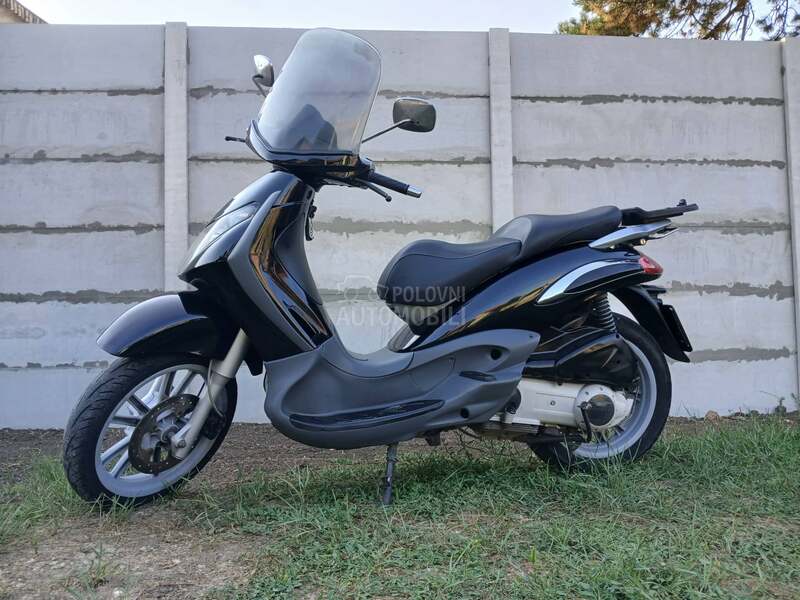 Piaggio Beverly
