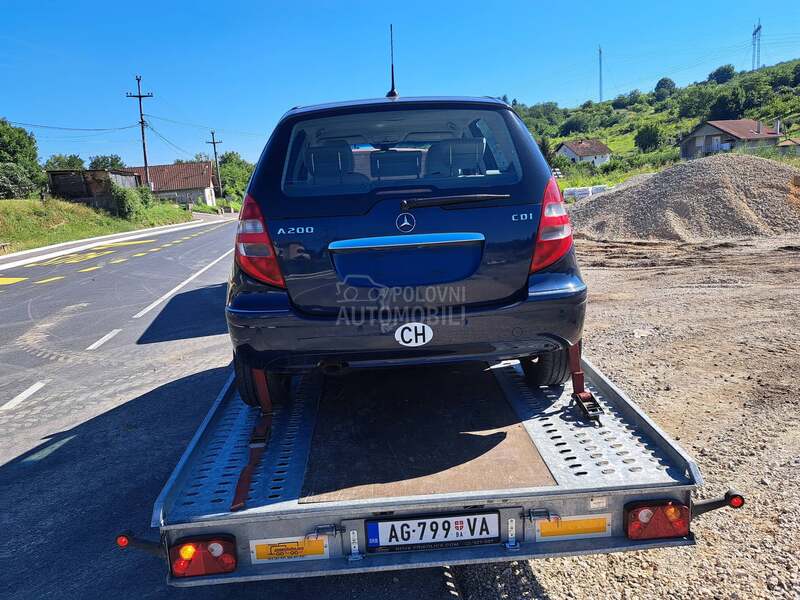 Mercedes Benz A 200 