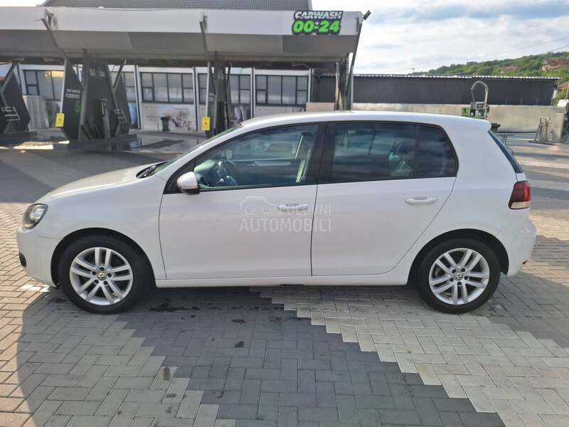 Volkswagen Golf 6 1.6TDI DSG
