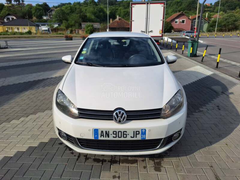 Volkswagen Golf 6 1.6TDI DSG