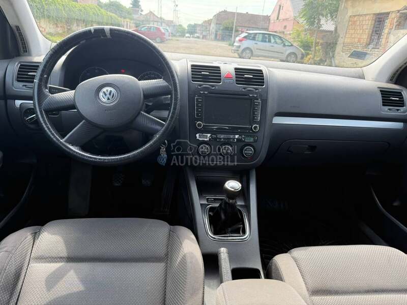 Volkswagen Golf 5 2.0TDI BKD plivajuci