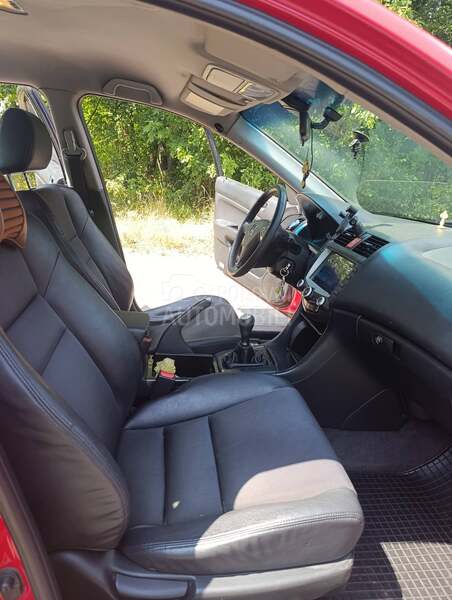 Honda Accord cl9