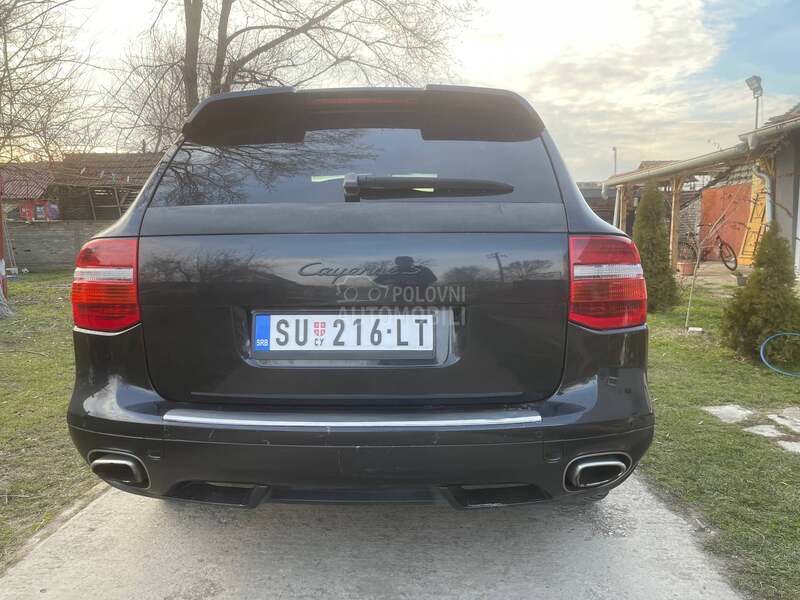 Porsche Cayenne 