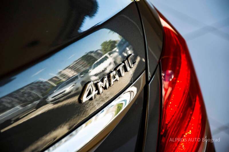 Mercedes Benz E 220 4MATIC