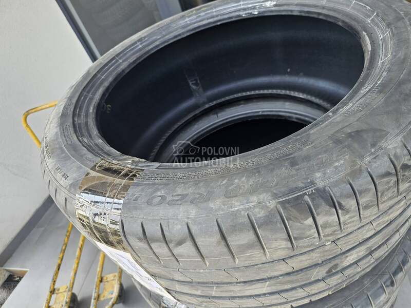 Pirelli 305/40 R20 Letnja
