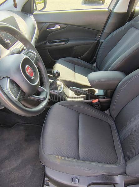 Fiat Tipo MIRROR STYLE 120HP