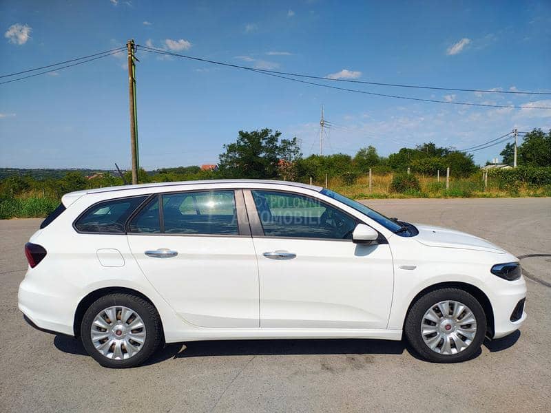 Fiat Tipo MIRROR STYLE 120HP