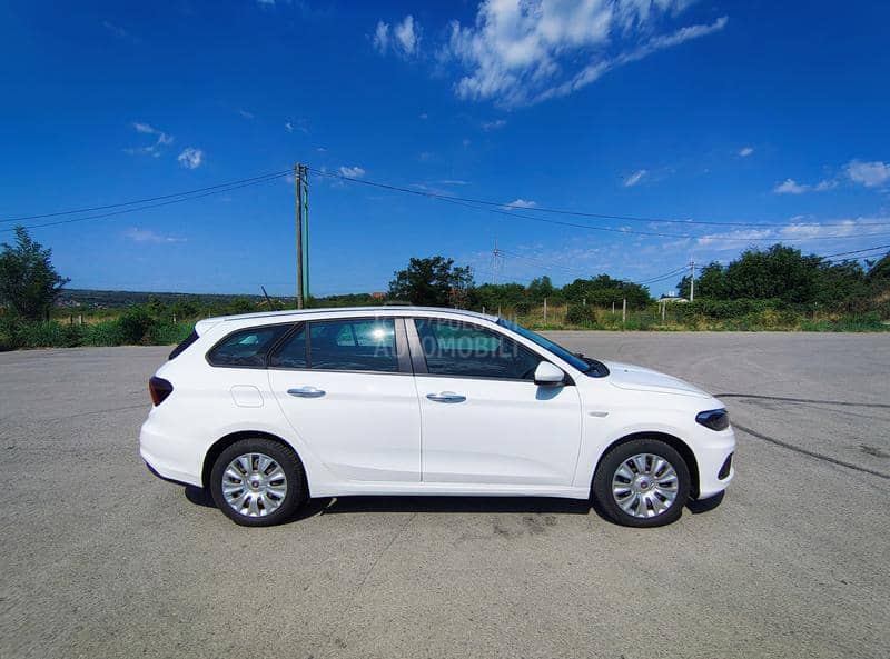 Fiat Tipo MIRROR STYLE 120HP