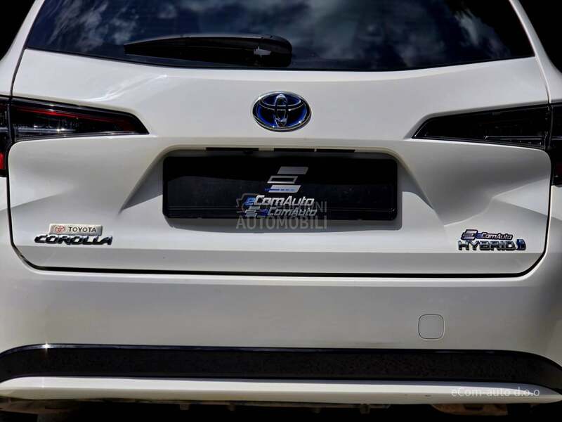 Toyota Corolla E-CVT SW HYBRID LUNA