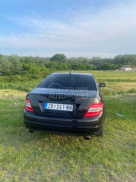 Mercedes Benz C 320 