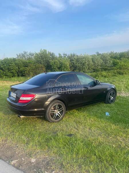 Mercedes Benz C 320 