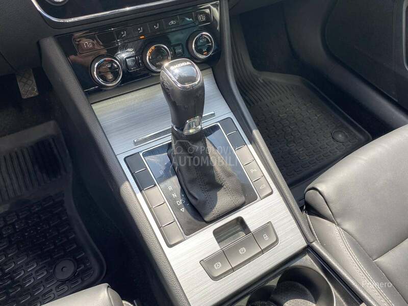 Škoda Superb 1.4 TSI DSG Ambition