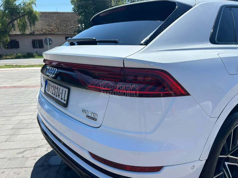 Audi Q8 Sline hibrid