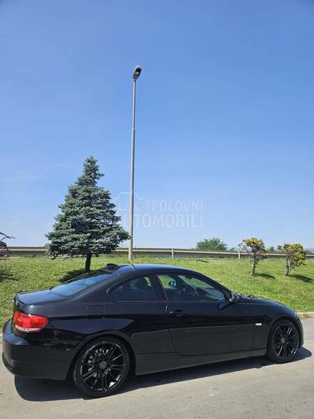 BMW 320 E92