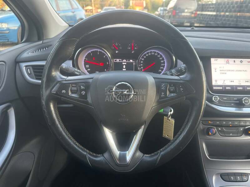 Opel Astra K 1.6 CDTI VEL/SERVIS