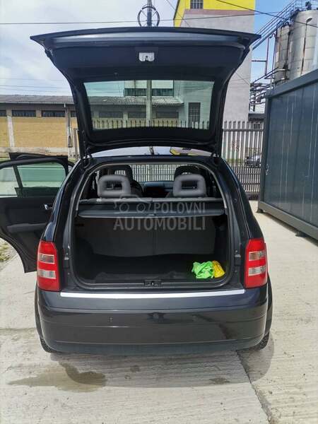 Audi A2 1.6 fsi totalni ful